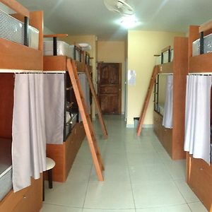 Dormitory Room Mixed